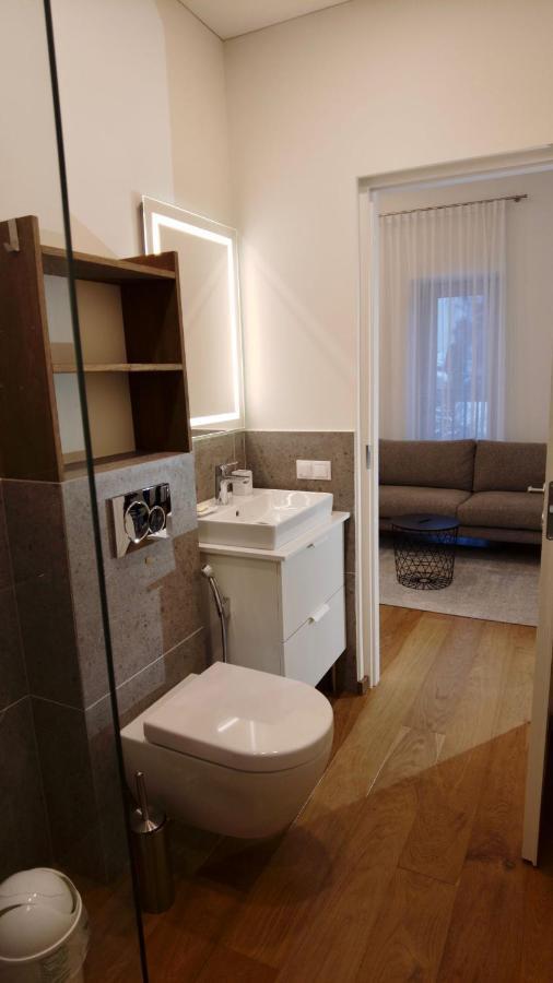 Zalio Kalno Apartamentai カウナス エクステリア 写真