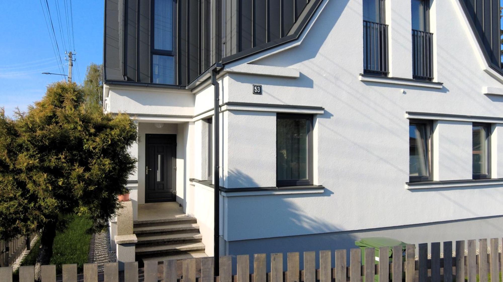 Zalio Kalno Apartamentai カウナス エクステリア 写真